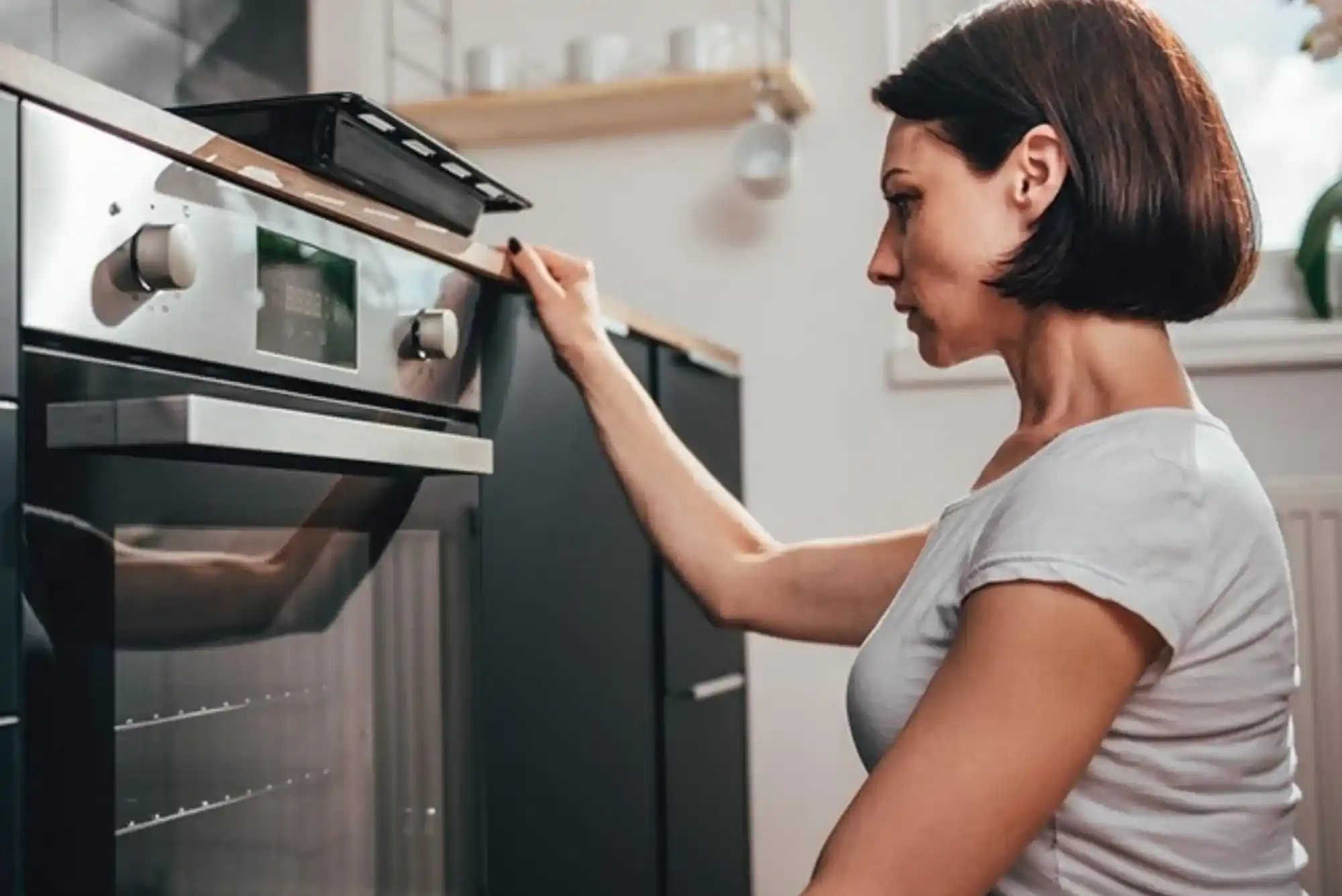 How to Repair Oven Control Panel Issues