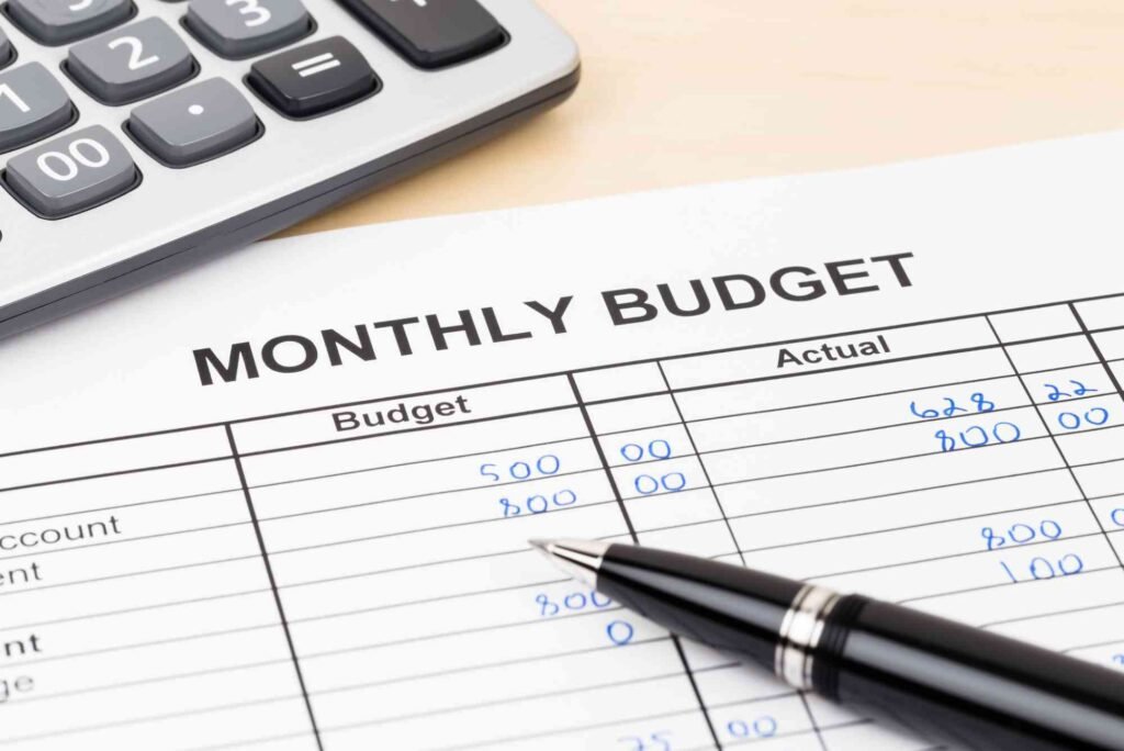How to Create a Monthly Budget That Works