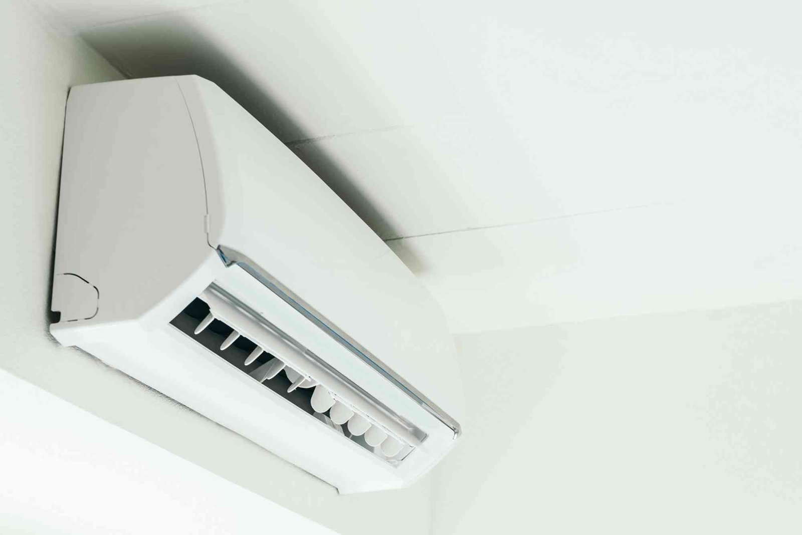 Midea AC Installation and Maintenance Guide